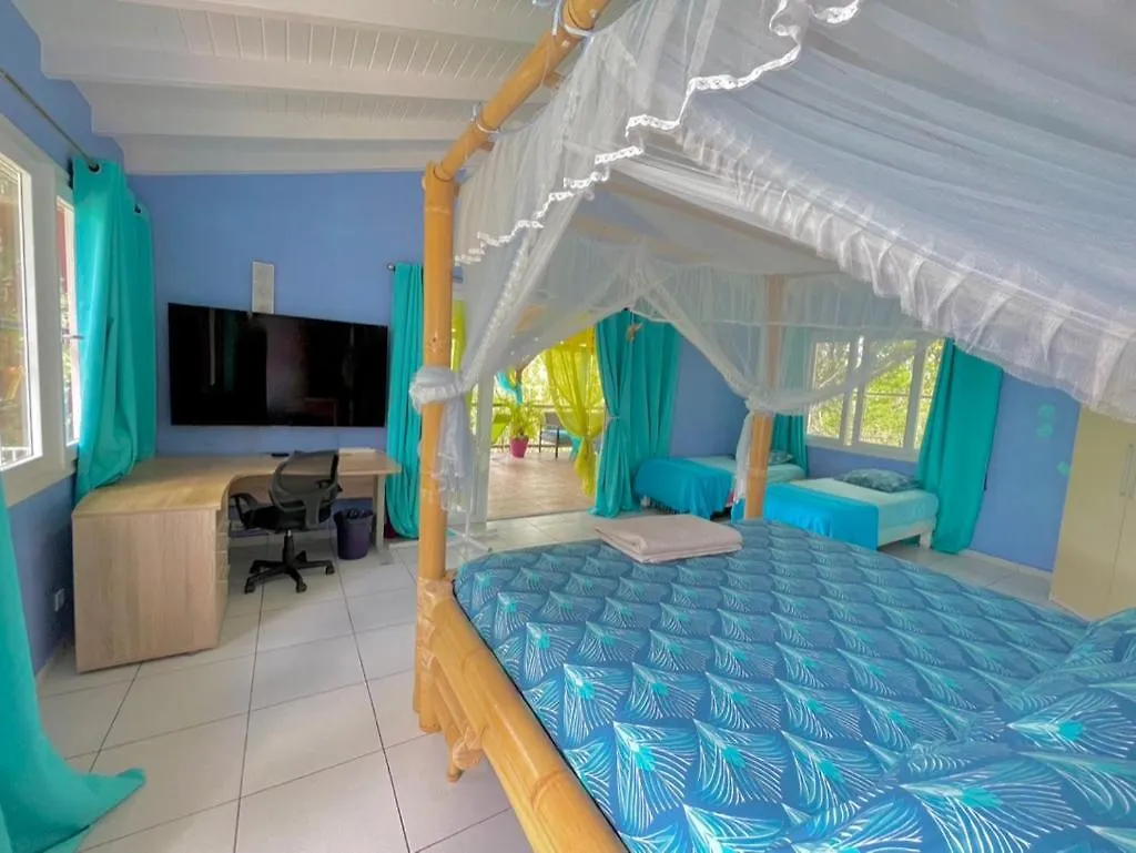 Chambre Et Table D'Hotes De Charme Chez Ade Le Gosier  Bed & Breakfast